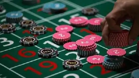 realbet slot games dashboard with multiple game thumbnails